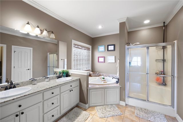 68 Larkspur Court, Russellville, AR 72802