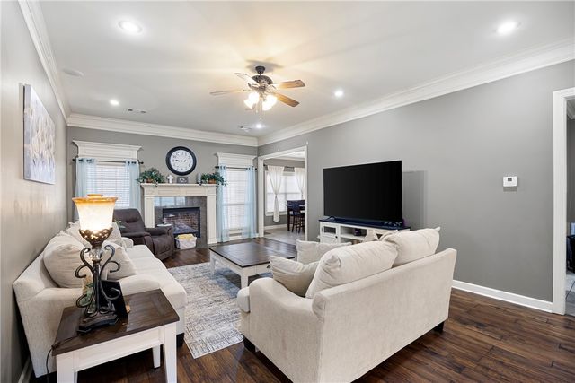 68 Larkspur Court, Russellville, AR 72802