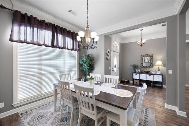 68 Larkspur Court, Russellville, AR 72802