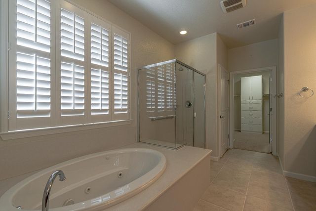 9567 Oakham Way, Elk Grove, CA 95757