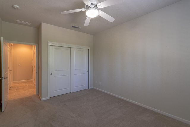 9567 Oakham Way, Elk Grove, CA 95757