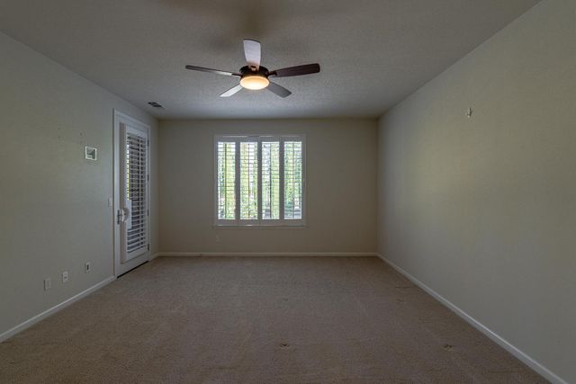 9567 Oakham Way, Elk Grove, CA 95757