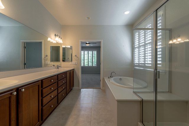 9567 Oakham Way, Elk Grove, CA 95757