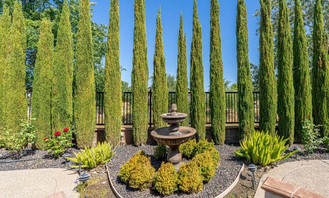 9567 Oakham Way, Elk Grove, CA 95757