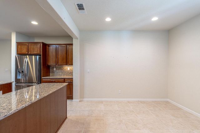 9567 Oakham Way, Elk Grove, CA 95757