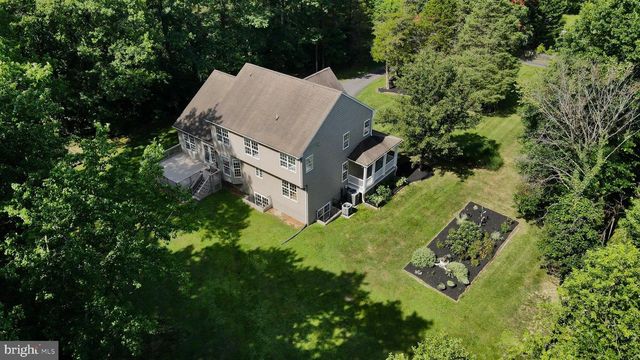 17432 BROWNSVILLE LN, Hamilton, VA 20158