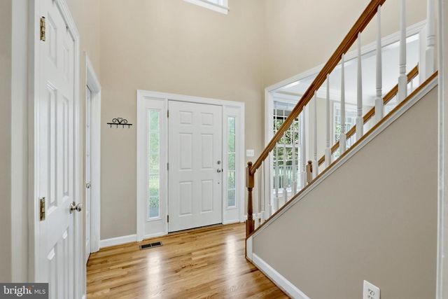 17432 BROWNSVILLE LN, Hamilton, VA 20158