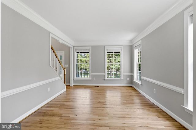 17432 BROWNSVILLE LN, Hamilton, VA 20158