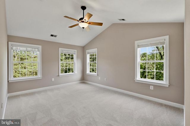 17432 BROWNSVILLE LN, Hamilton, VA 20158