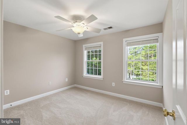 17432 BROWNSVILLE LN, Hamilton, VA 20158