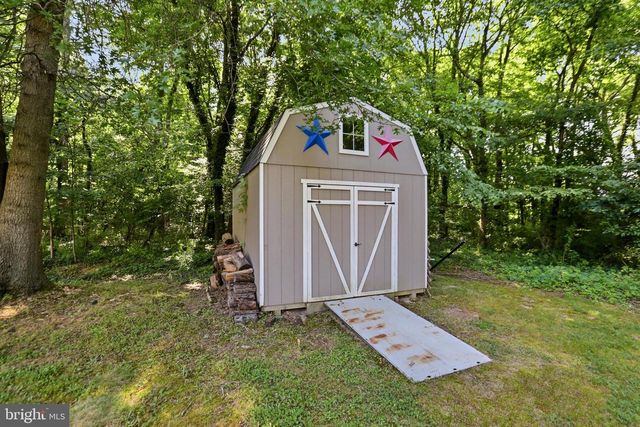 17432 BROWNSVILLE LN, Hamilton, VA 20158