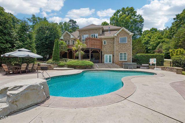 10912 Fitzwilliam Street, Raleigh, NC 27614