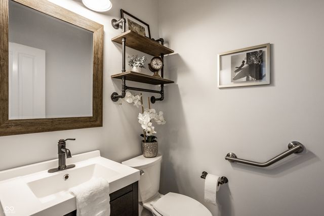 3834 Earhart Drive, Carmel, IN 46074