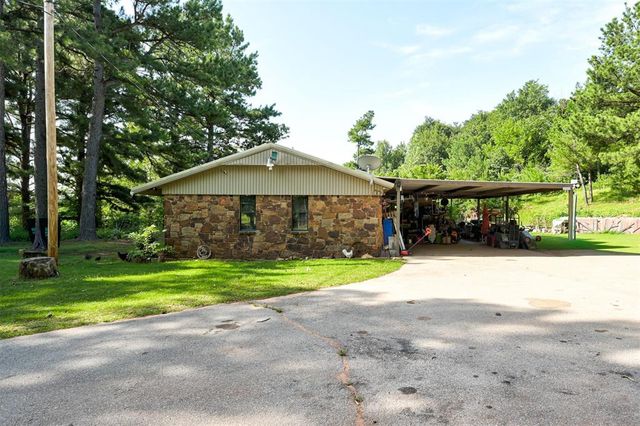 8201 S Hiwassee Road, Oklahoma City, OK 73150
