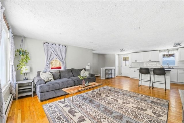 944 Long Pond Rd., Plymouth, MA 02360