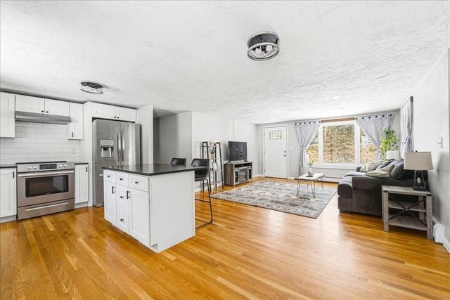 944 Long Pond Rd., Plymouth, MA 02360