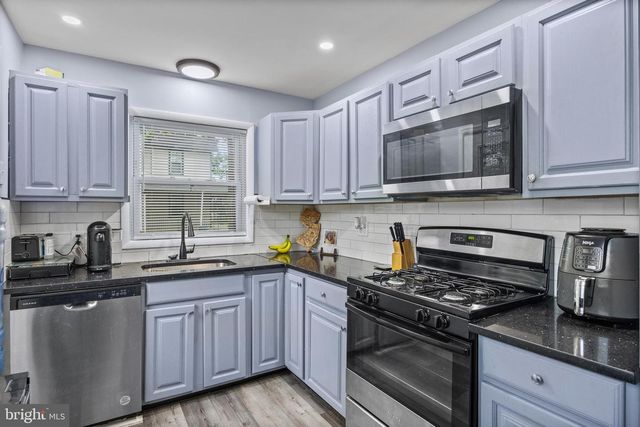 100 HADDON AVE, Gibbsboro, NJ 08026