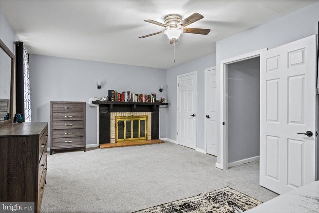 100 HADDON AVE, Gibbsboro, NJ 08026