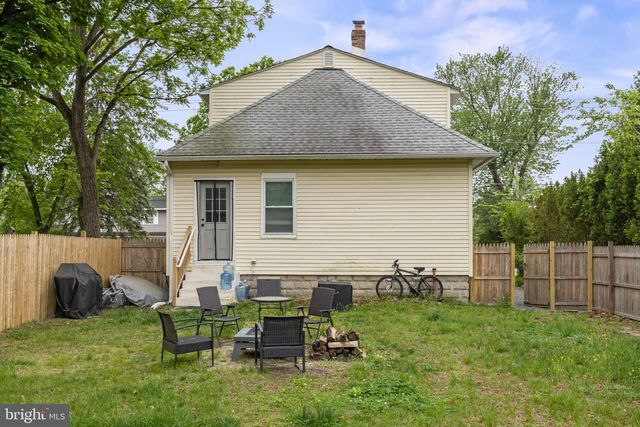 100 HADDON AVE, Gibbsboro, NJ 08026