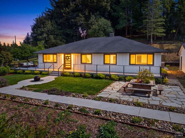 11957 Bodega Hwy, Sebastopol, CA 95472