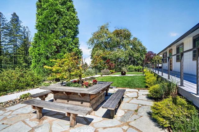 11957 Bodega Hwy, Sebastopol, CA 95472