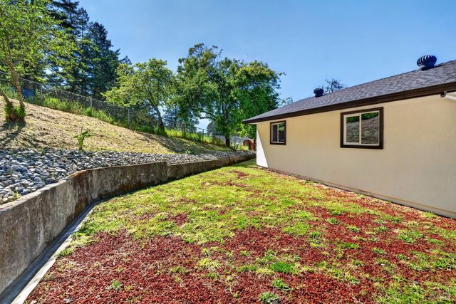 11957 Bodega Hwy, Sebastopol, CA 95472