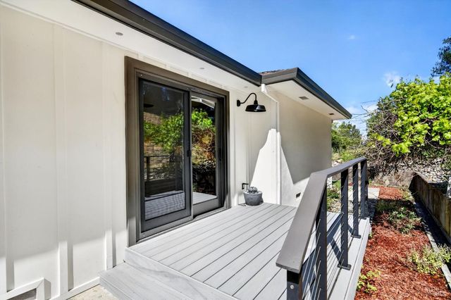 11957 Bodega Hwy, Sebastopol, CA 95472