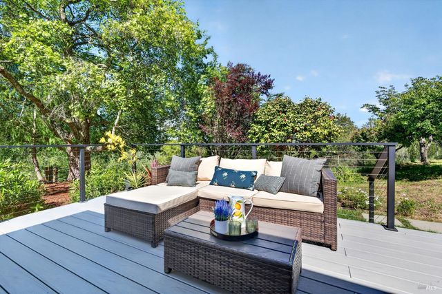 11957 Bodega Hwy, Sebastopol, CA 95472