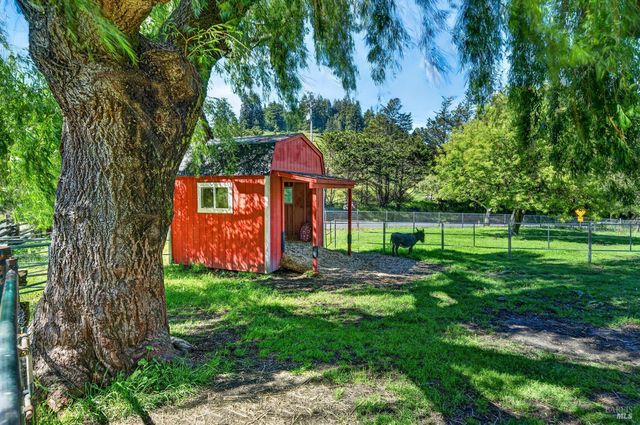 11957 Bodega Hwy, Sebastopol, CA 95472