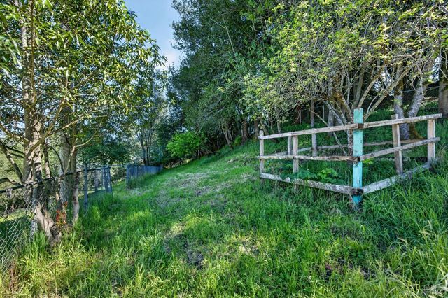11957 Bodega Hwy, Sebastopol, CA 95472