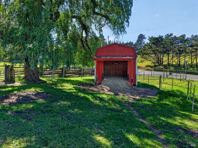 11957 Bodega Hwy, Sebastopol, CA 95472