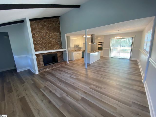 75 Creekfield Road, Clinton, SC 29325