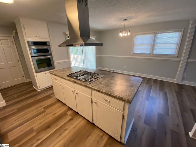 75 Creekfield Road, Clinton, SC 29325
