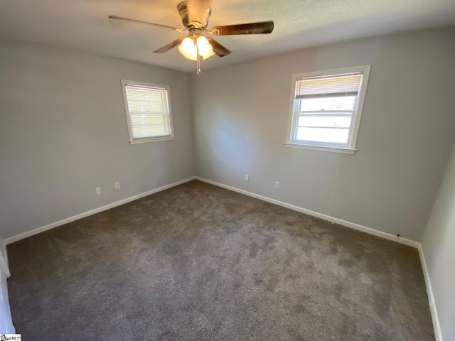 75 Creekfield Road, Clinton, SC 29325
