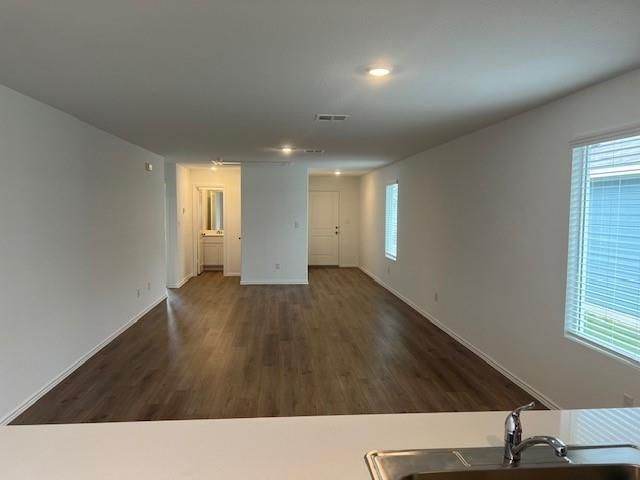 2215 Cyclone DR, Lockhart, TX 78644