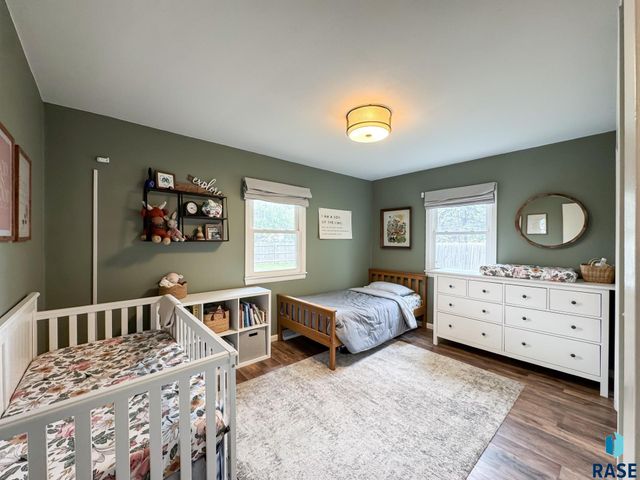 1711 N Wedgewood Rd Road, Sioux Falls, SD 57107