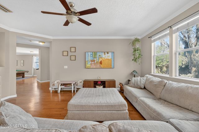 1267 DUNNS LAKE Drive, Jacksonville, FL 32218