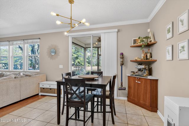 1267 DUNNS LAKE Drive, Jacksonville, FL 32218