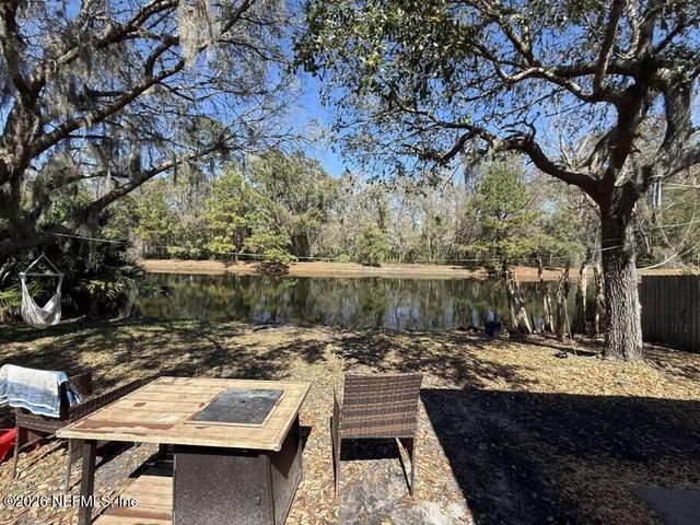 1267 DUNNS LAKE Drive, Jacksonville, FL 32218