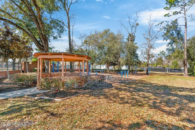 1267 DUNNS LAKE Drive, Jacksonville, FL 32218