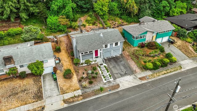 223 Del Monte Avenue, Fircrest, WA 98466