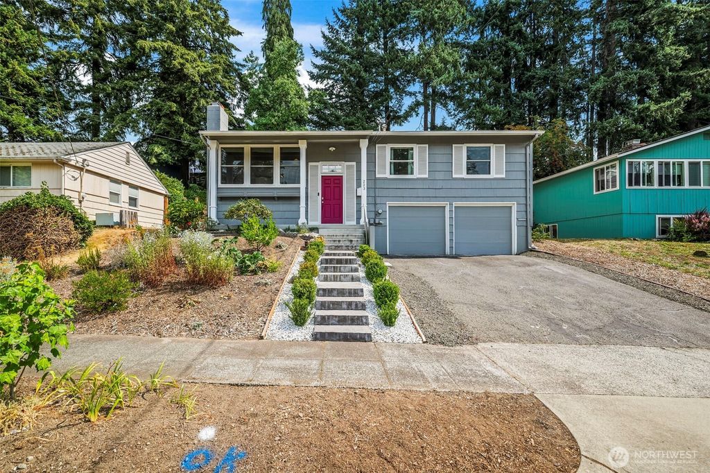223 Del Monte Avenue, Fircrest, WA 98466