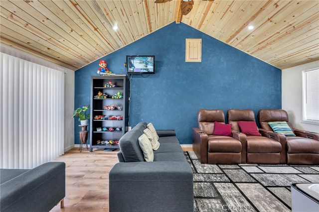 44309 Hardwood Avenue, Lancaster, CA 93534