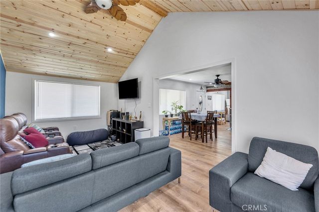 44309 Hardwood Avenue, Lancaster, CA 93534