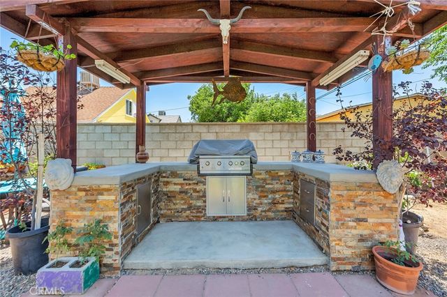 44309 Hardwood Avenue, Lancaster, CA 93534