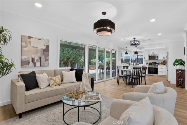 14662 Danberry Circle, Tustin, CA 92780