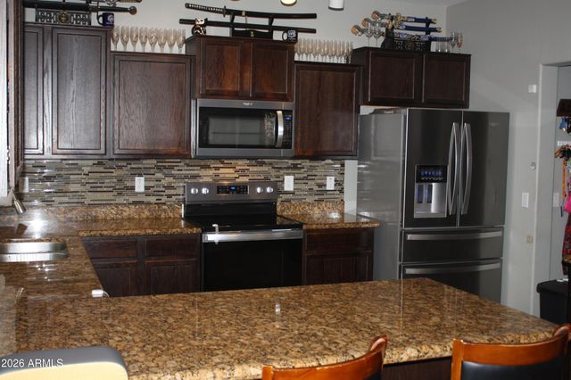 10225 W CAMELBACK Road 19, Phoenix, AZ 85037