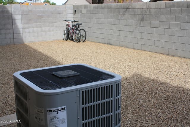 10225 W CAMELBACK Road 19, Phoenix, AZ 85037