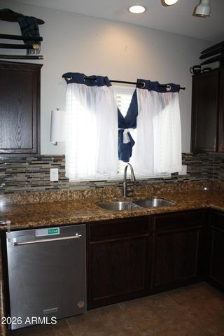 10225 W CAMELBACK Road 19, Phoenix, AZ 85037