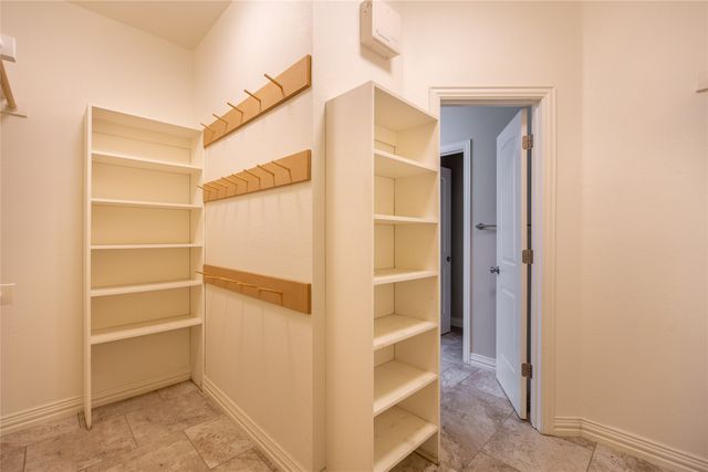 5500 Ledgestone Drive, Fort Worth, TX 76132